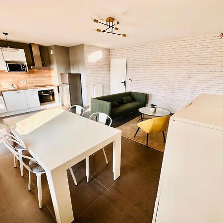 Btobed - Location Professionnelle - Appartement 4 Personnes Parking Gratuit - Proche Parc Des Expositions Et Aeroport Cdg Villepinte  Kültér fotó