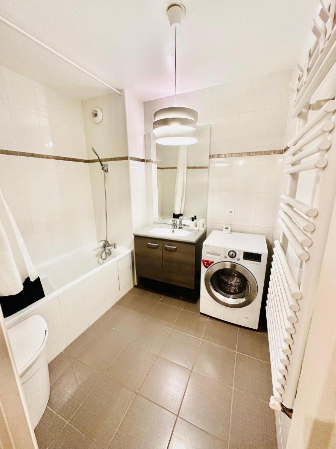 Btobed - Location Professionnelle - Appartement 4 Personnes Parking Gratuit - Proche Parc Des Expositions Et Aeroport Cdg Villepinte  Kültér fotó
