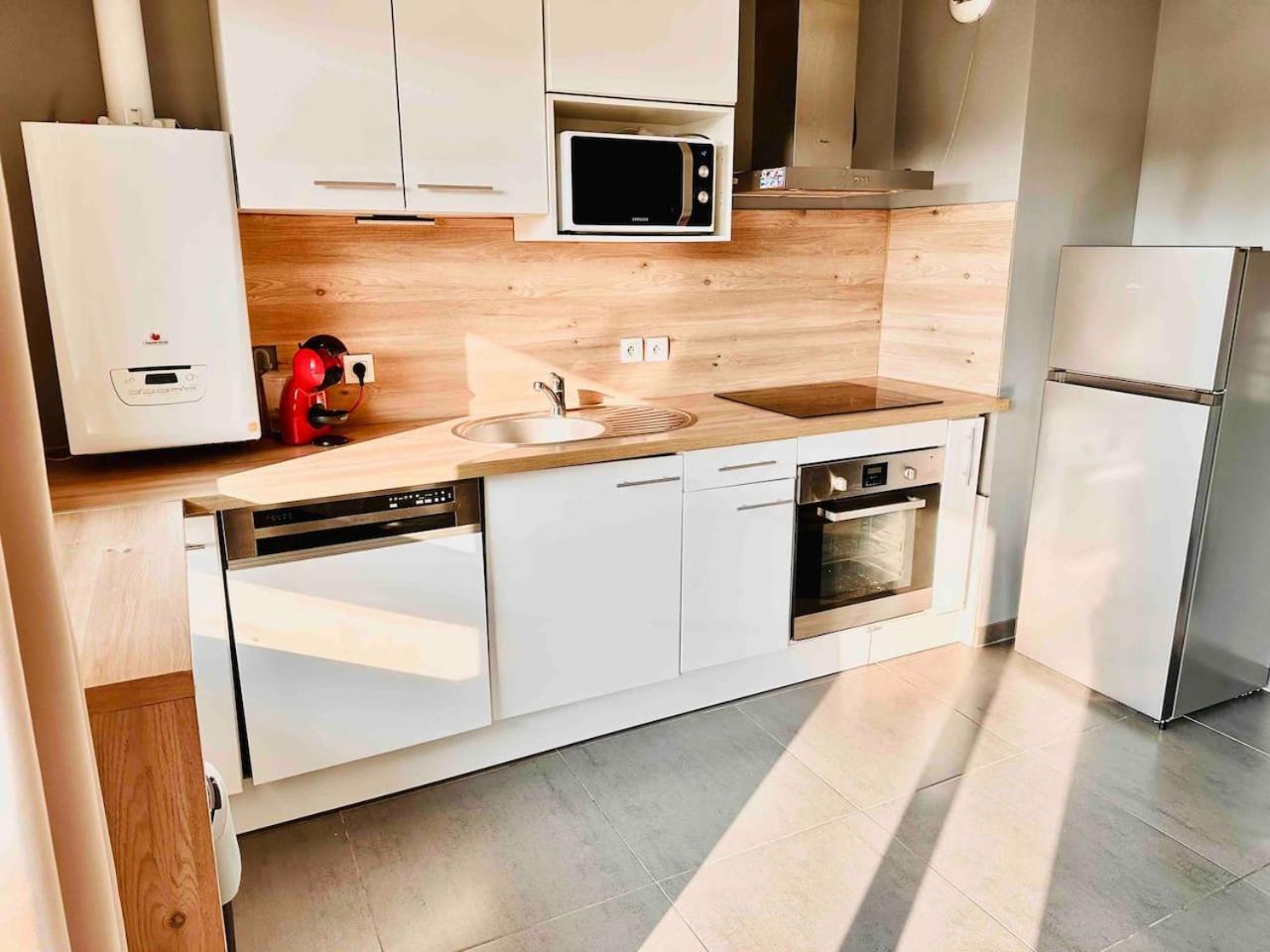 Btobed - Location Professionnelle - Appartement 4 Personnes Parking Gratuit - Proche Parc Des Expositions Et Aeroport Cdg Villepinte  Kültér fotó