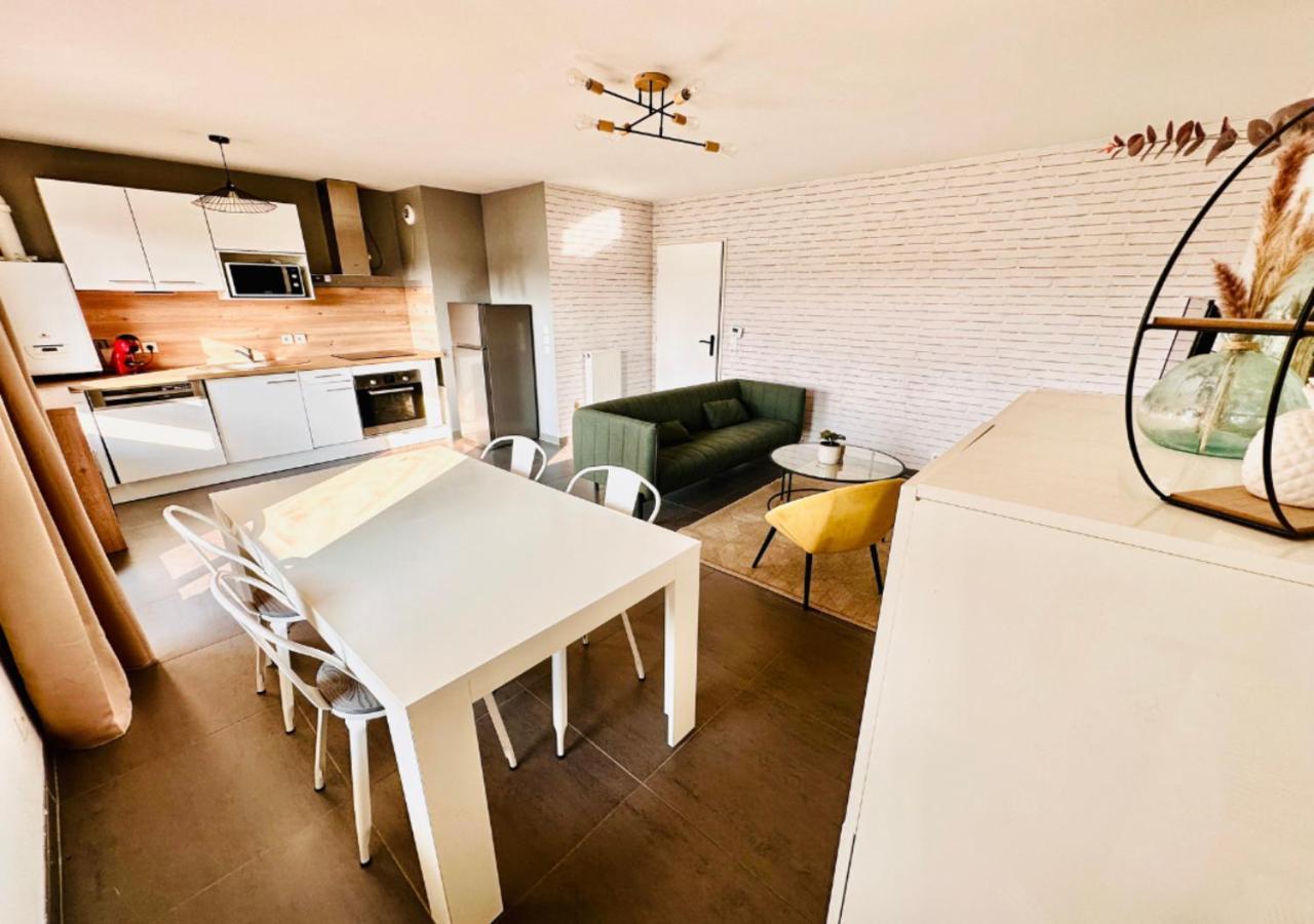Btobed - Location Professionnelle - Appartement 4 Personnes Parking Gratuit - Proche Parc Des Expositions Et Aeroport Cdg Villepinte  Kültér fotó